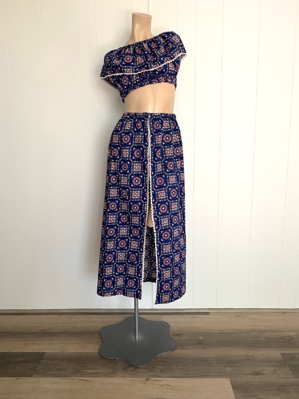 VTG 1960s 1970s Cropped Blouse + Maxi Tea Timer Skirt Sz S M